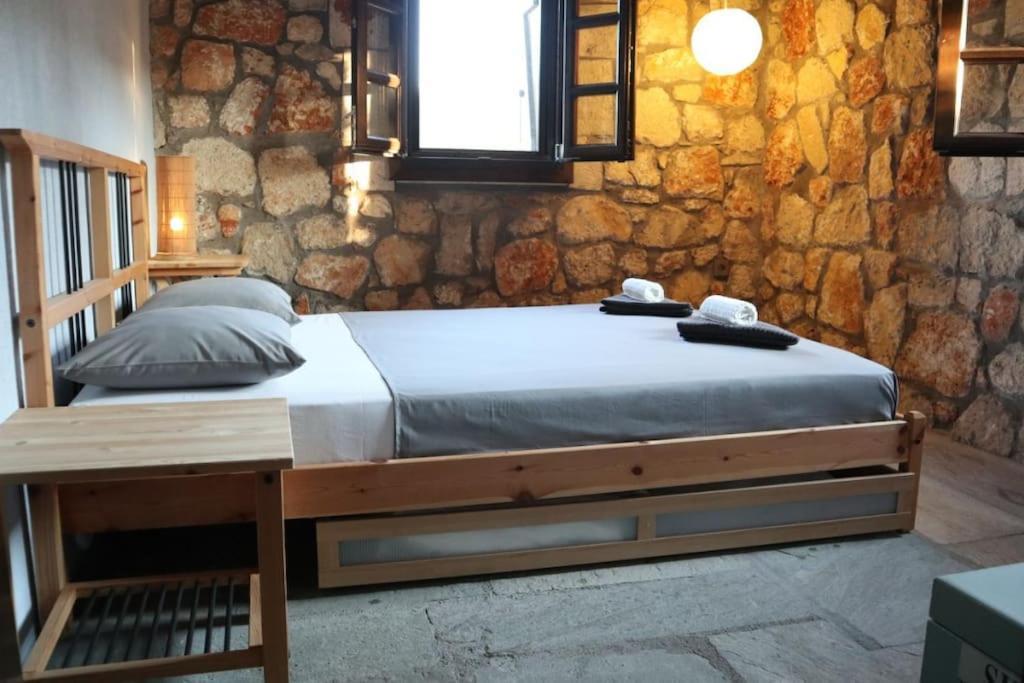 Wood & Stone Dream View House B Villa Diaporos Luaran gambar